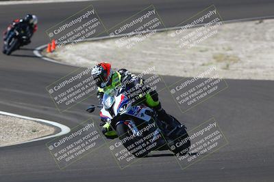 media/Sep-21-2025-TrackDaz (Sun) [[277c75b276]]/C Group/1140pm (Turn 3)/